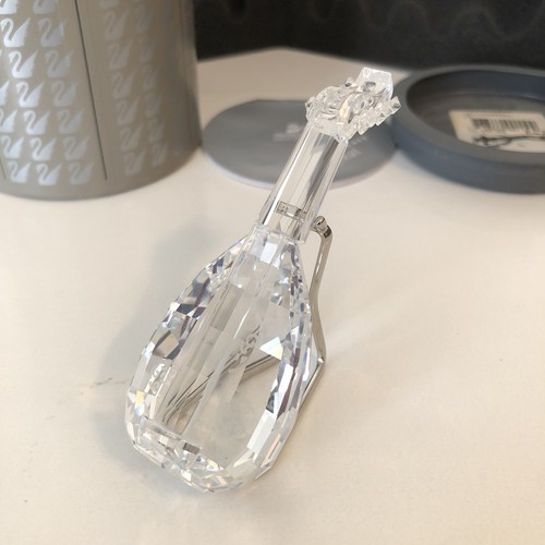 Swarovski music figurina - music,